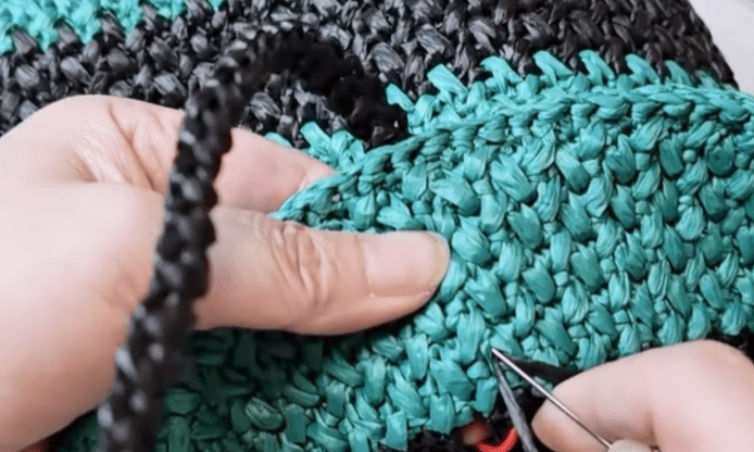 sew handle for crochet lucky bag