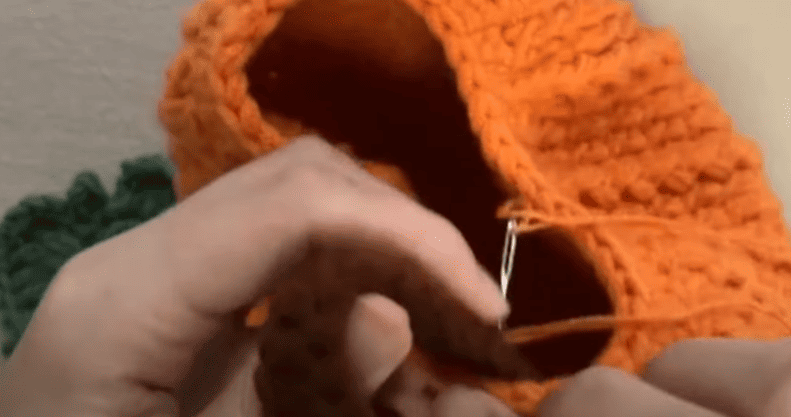 sew strap & leaf for crochet pumpkin bag