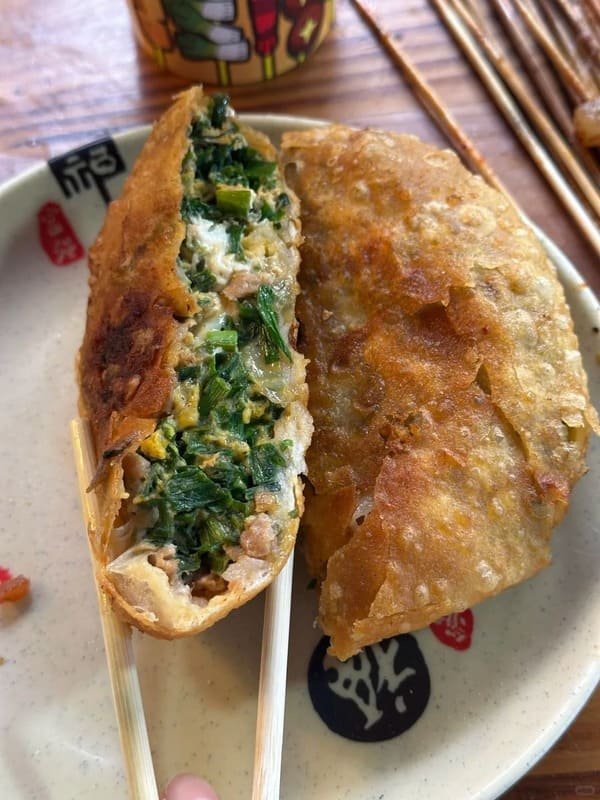 Cut Chicken Egg Cake For Youbu Ancient Town